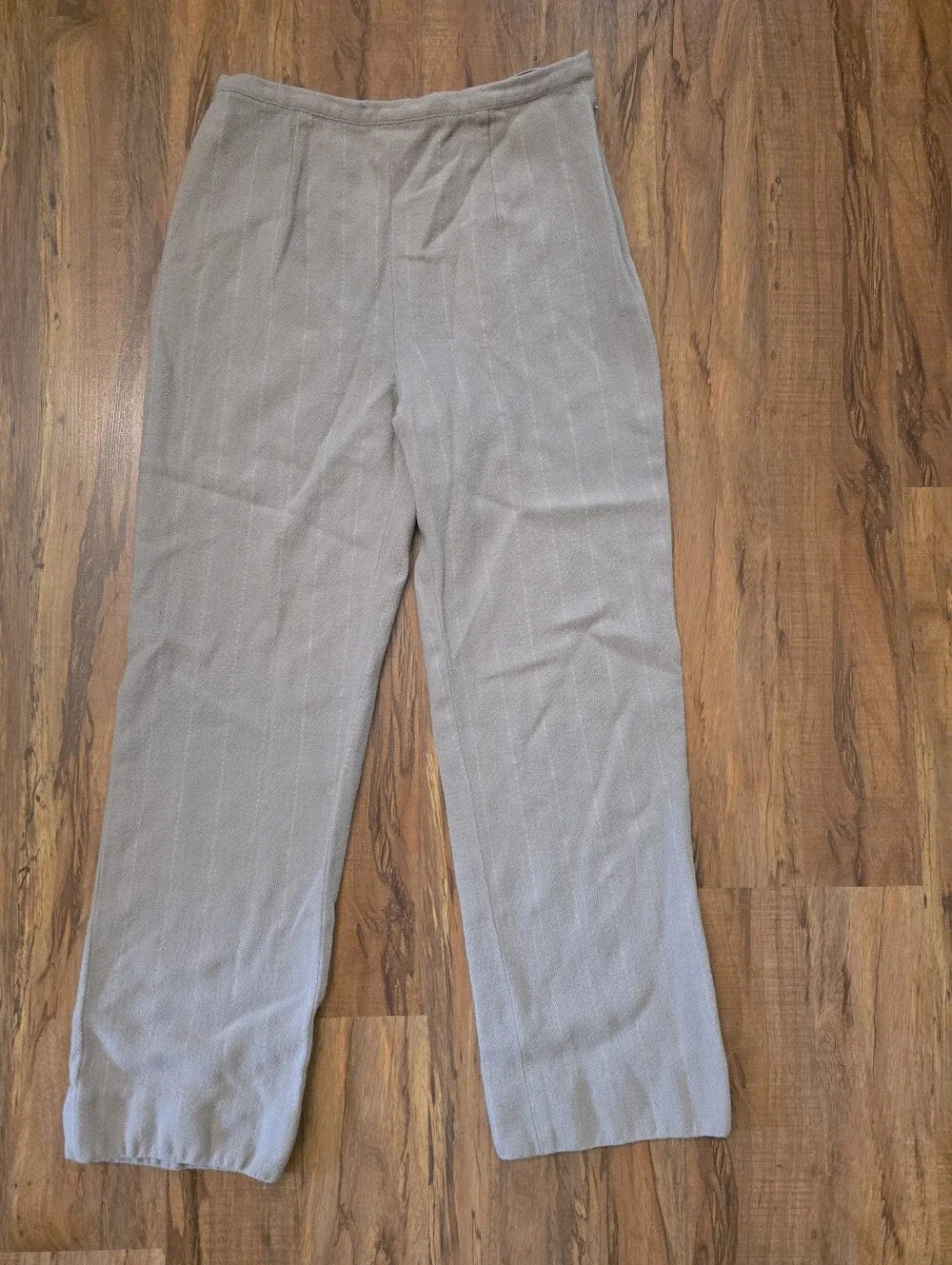 Vintage Valentino Miss V Tan With Cream Pin Stripe Ankle Pants Size 42